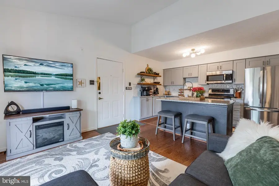3305 Wyndham Cir #354, Alexandria, VA 22302 - #3
