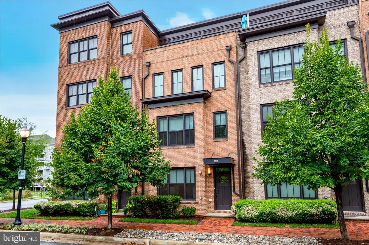 1315 Wilkes St, Alexandria, VA 22314 - #1