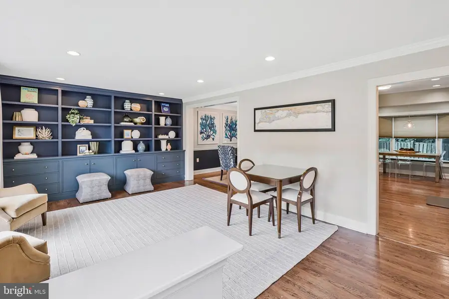 910 Allison St, Alexandria, VA 22302 - #3