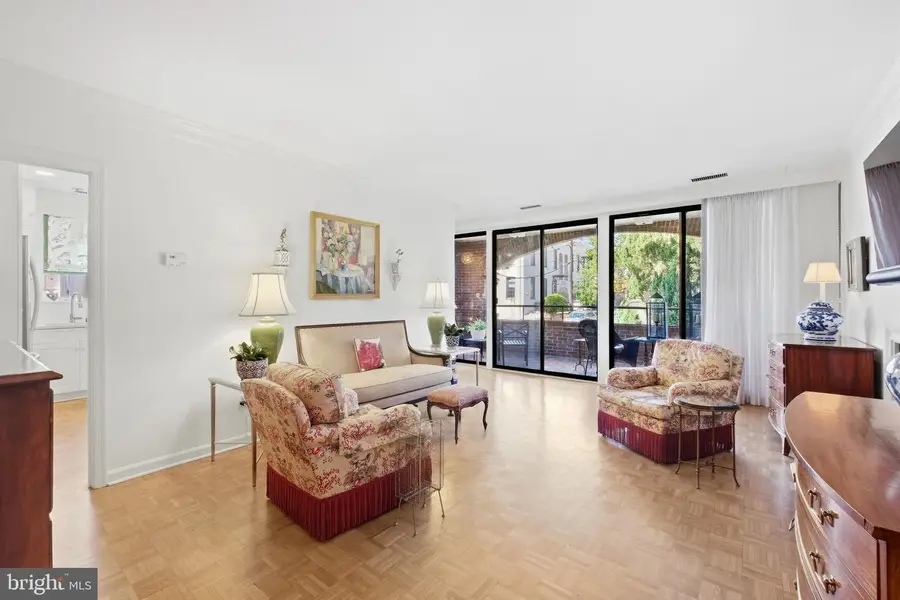 601 Wilkes St #202, Alexandria, VA 22314 - #3
