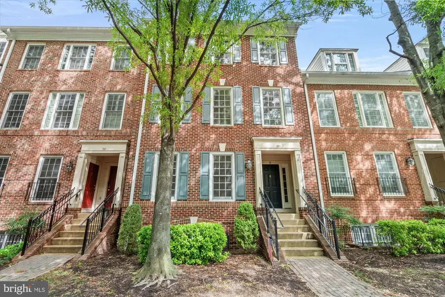 709 Massey Ln #b, Alexandria, VA 22314 - #2