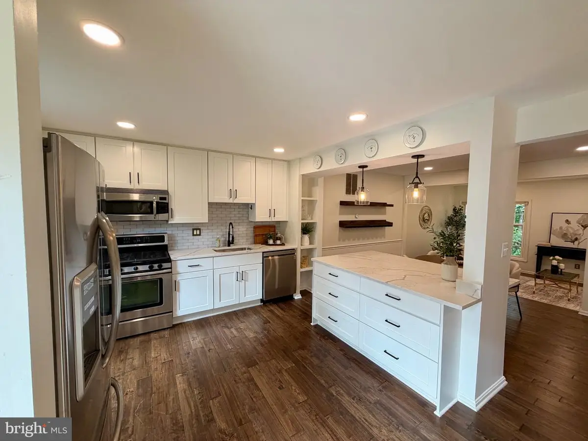 5008 Domain Pl, Alexandria, VA 22311 - #1