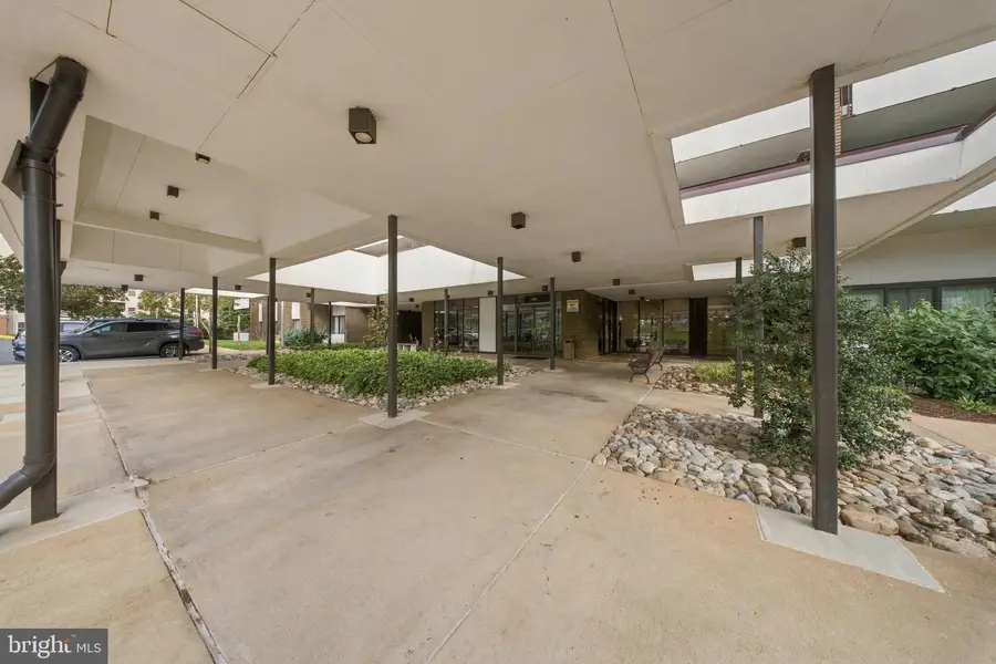 250 S Reynolds St #801, Alexandria, VA 22304 - #3