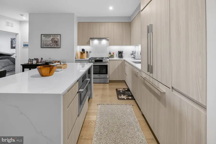 737 Swann Ave #310, Alexandria, VA 22301 - #2