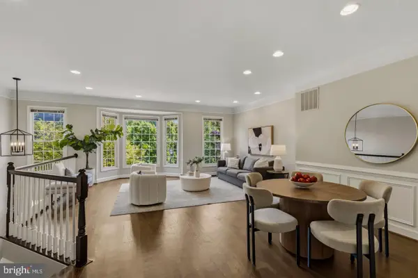 2536 Gadsby Pl, ALEXANDRIA, VA 22311