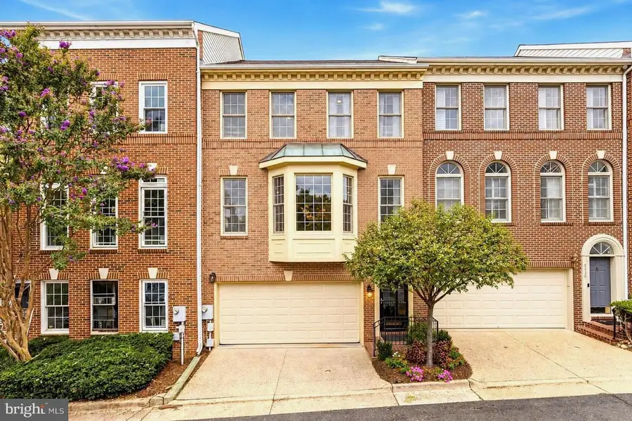 2536 Gadsby Pl, Alexandria, VA 22311 - #2