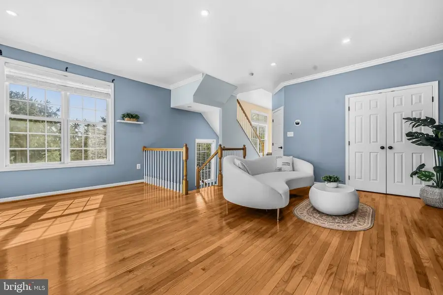 439 Stanton Pl, Alexandria, VA 22304 - #3