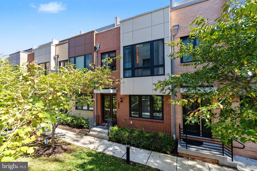 130 Cambria Walk, Alexandria, VA 22304 - #2