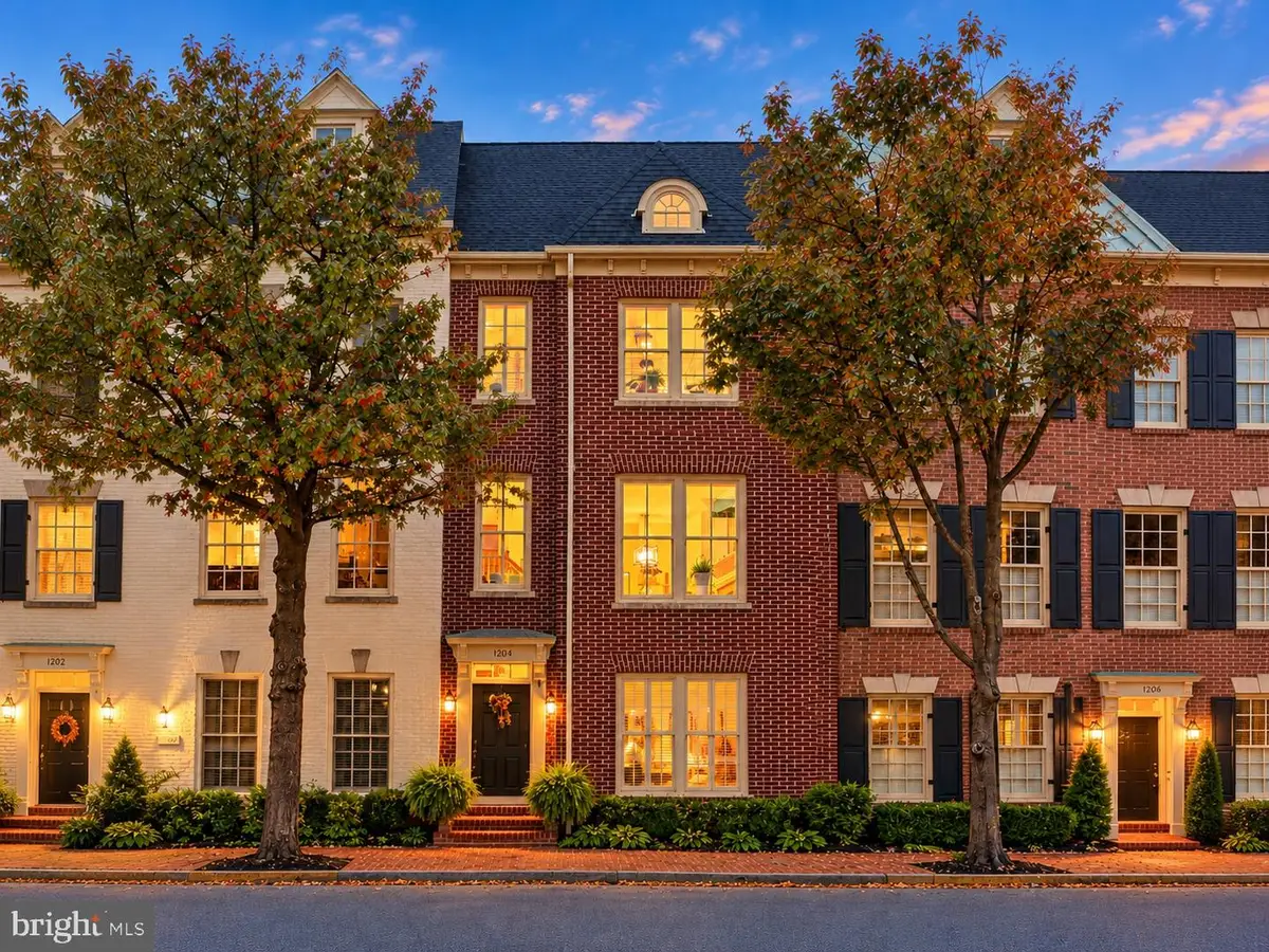 1204 N Pitt St, Alexandria, VA 22314 - #1