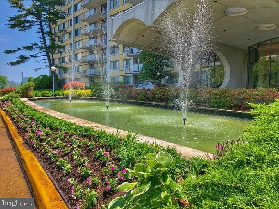 301 N Beauregard St #1016, Alexandria, VA 22312 - #1