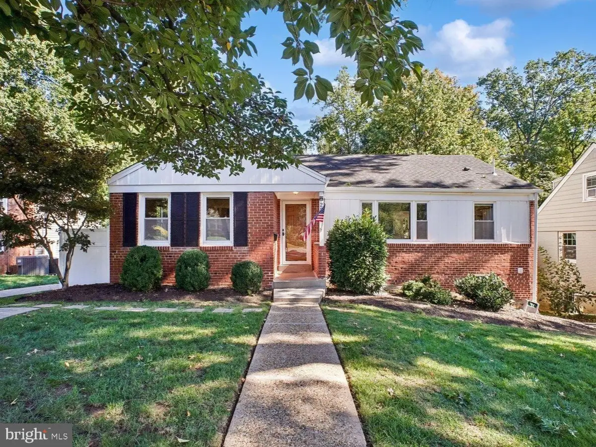 2811 Old Dominion Blvd, Alexandria, VA 22305 - #1