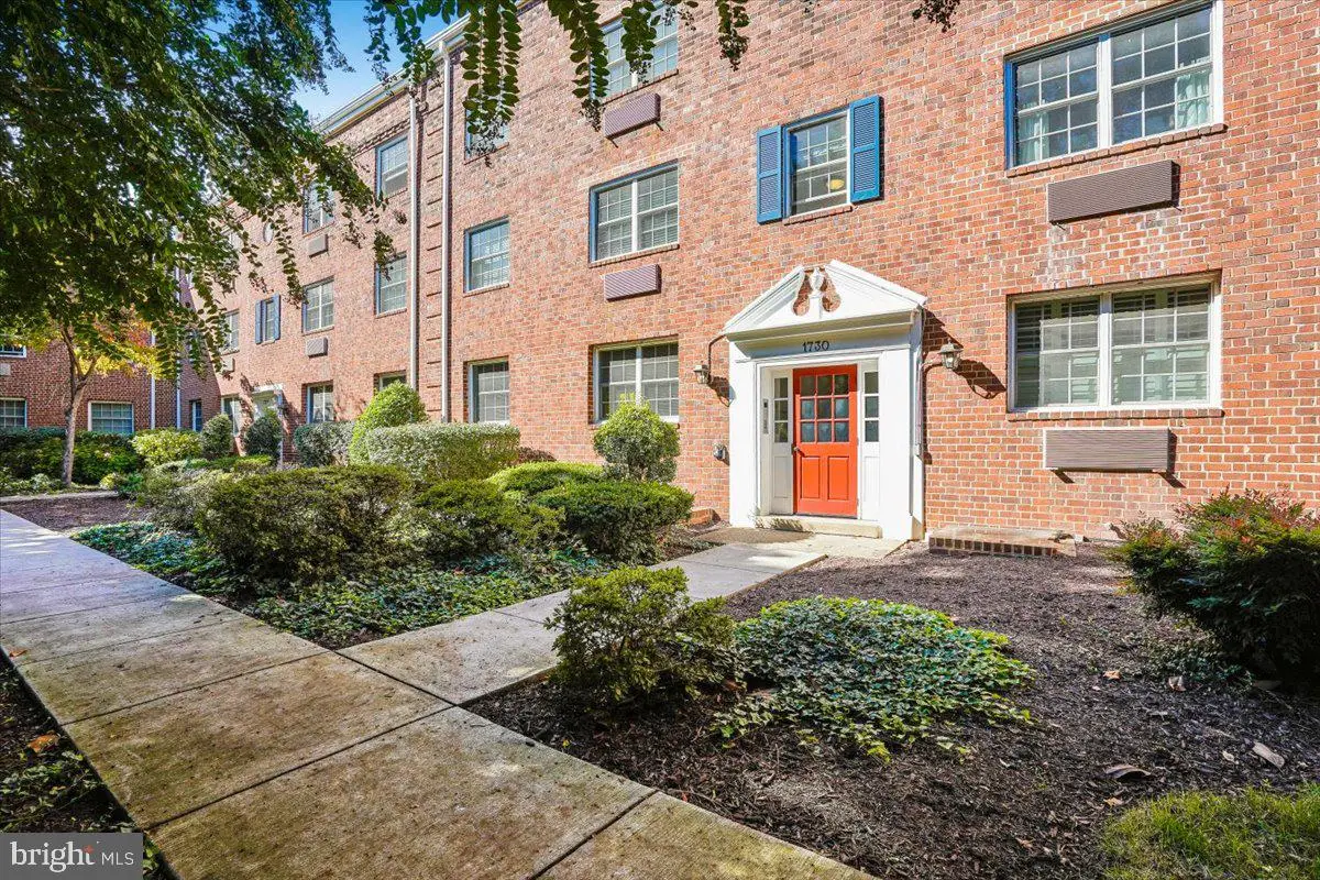 1730 W Abingdon Dr #t-2, Alexandria, VA 22314 - #1