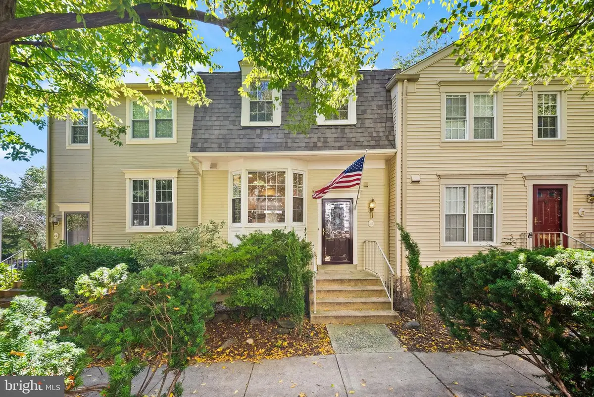 35 Fendall Ave, Alexandria, VA 22304 - #1