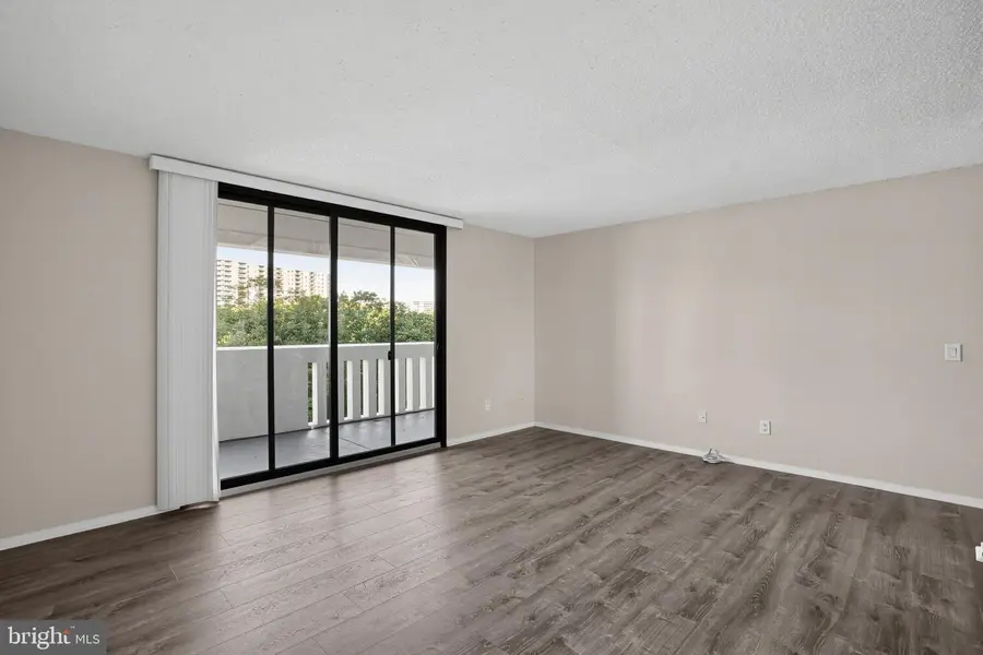 6101 Edsall Rd #912, Alexandria, VA 22304 - #3