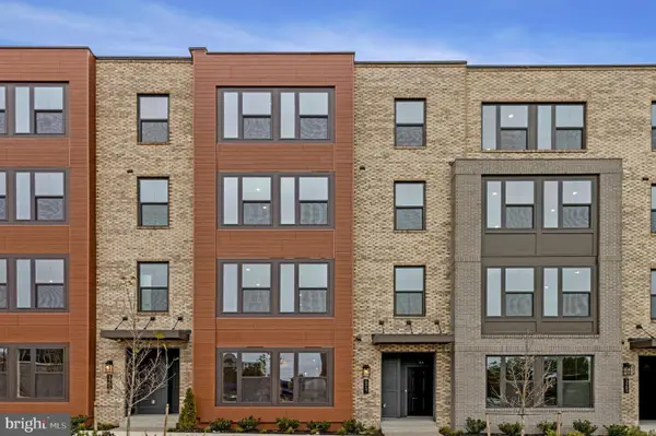5957 Lookout Ave #101, ALEXANDRIA, VA 22304