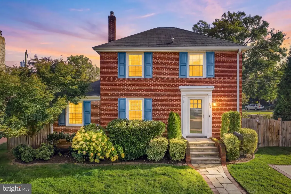 606 W Windsor Ave, Alexandria, VA 22302 - #1