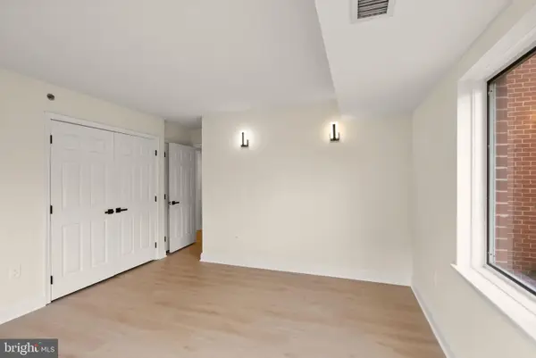 545 Braddock Rd E #204, ALEXANDRIA, VA 22314