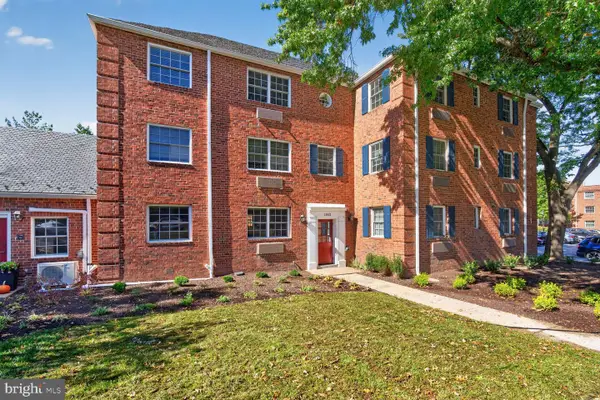 1602 W Abingdon Dr #102, ALEXANDRIA, VA 22314