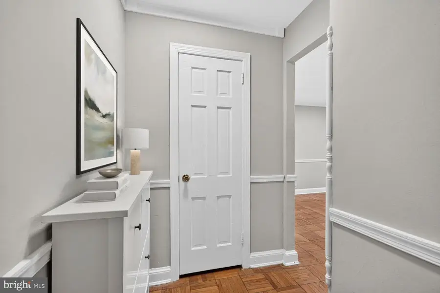 1602 W Abingdon Dr #102, Alexandria, VA 22314 - #2