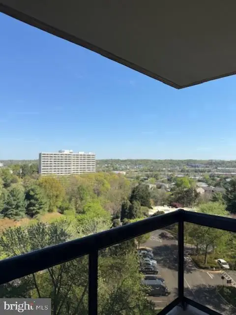 203 Yoakum Pkwy #404, Alexandria, VA 22304 - #2