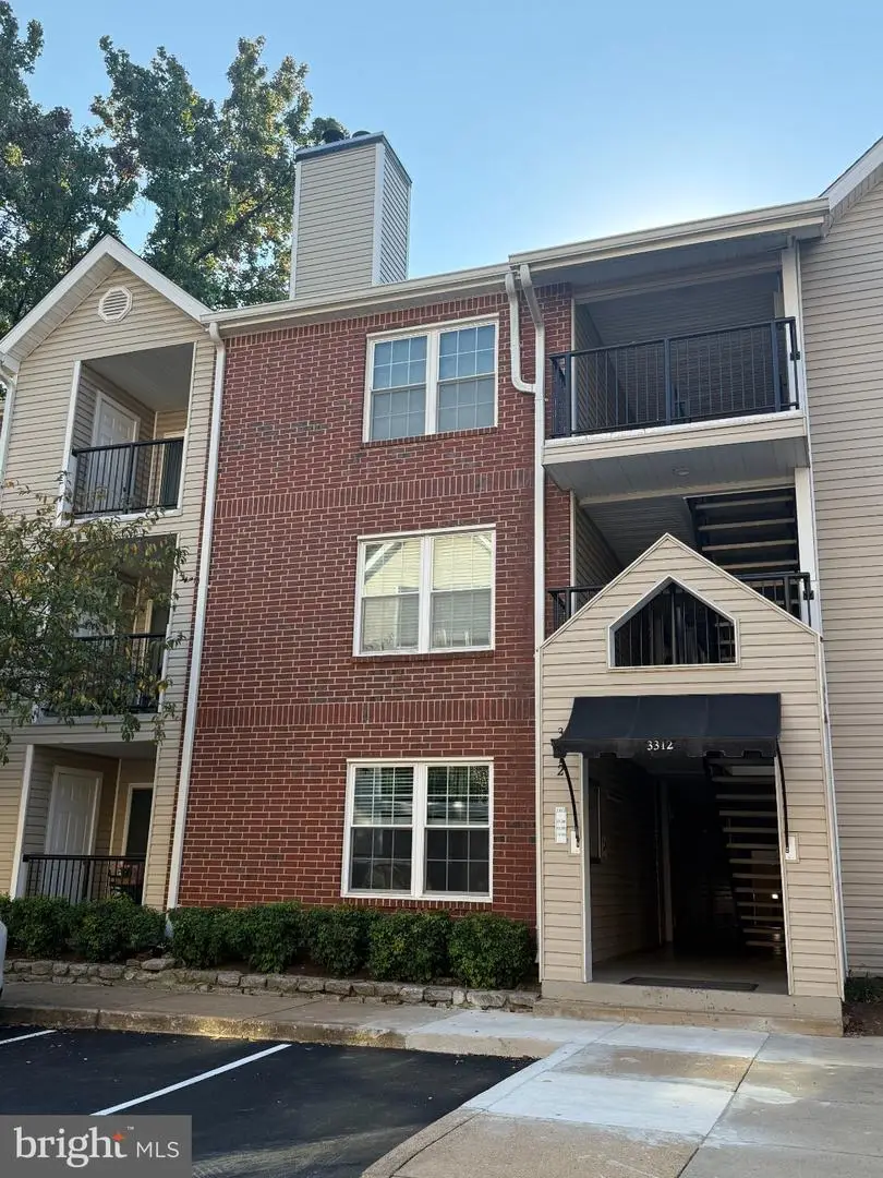3312 Wyndham Cir #108, Alexandria, VA 22302 - #3