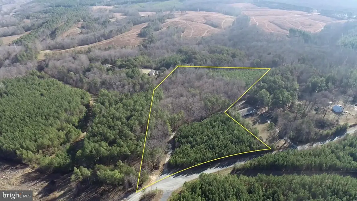 Lot C1 Hardware Rd, Arvonia, VA 23004 - Image #1