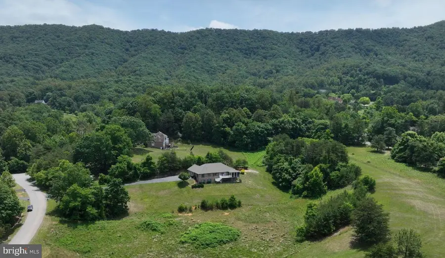 White Tail Dr, Roanoke, VA 24050 - #3