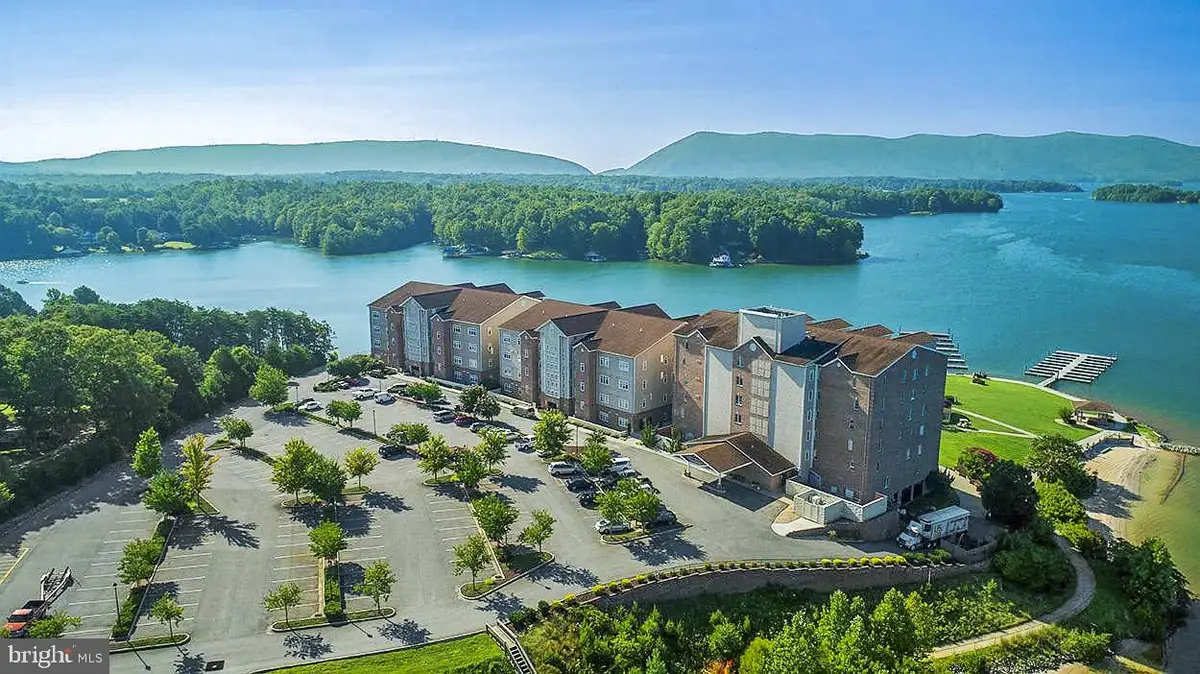 1245 Graves Harbor Trl #242, Huddleston, VA 24104 - #1