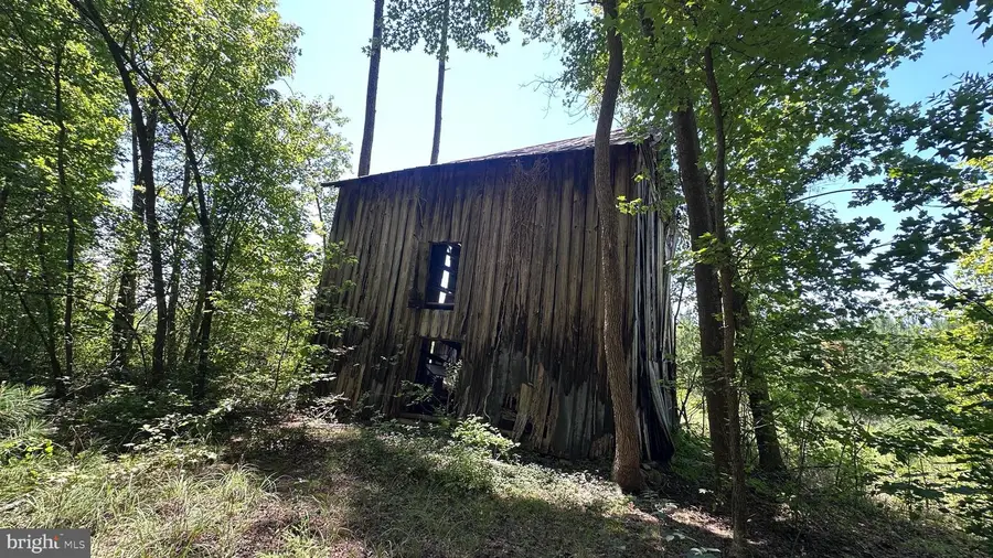 2788 Great Oak Rd, Warfield, VA 23889 - #3