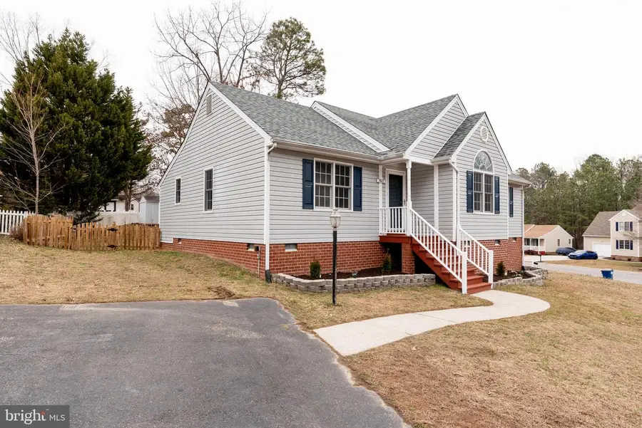 9613 Lockberry Ridge Loop, Dale, VA 23237 - #2