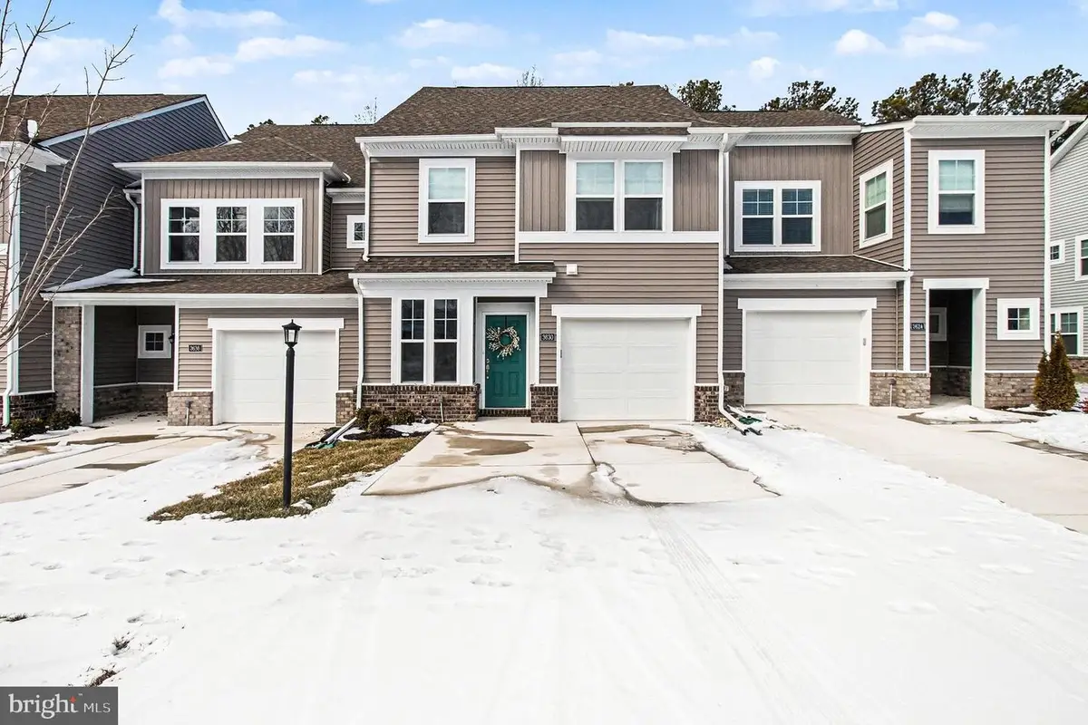 3630 Irby Pond Dr, Midlothian, VA 23112 - #1