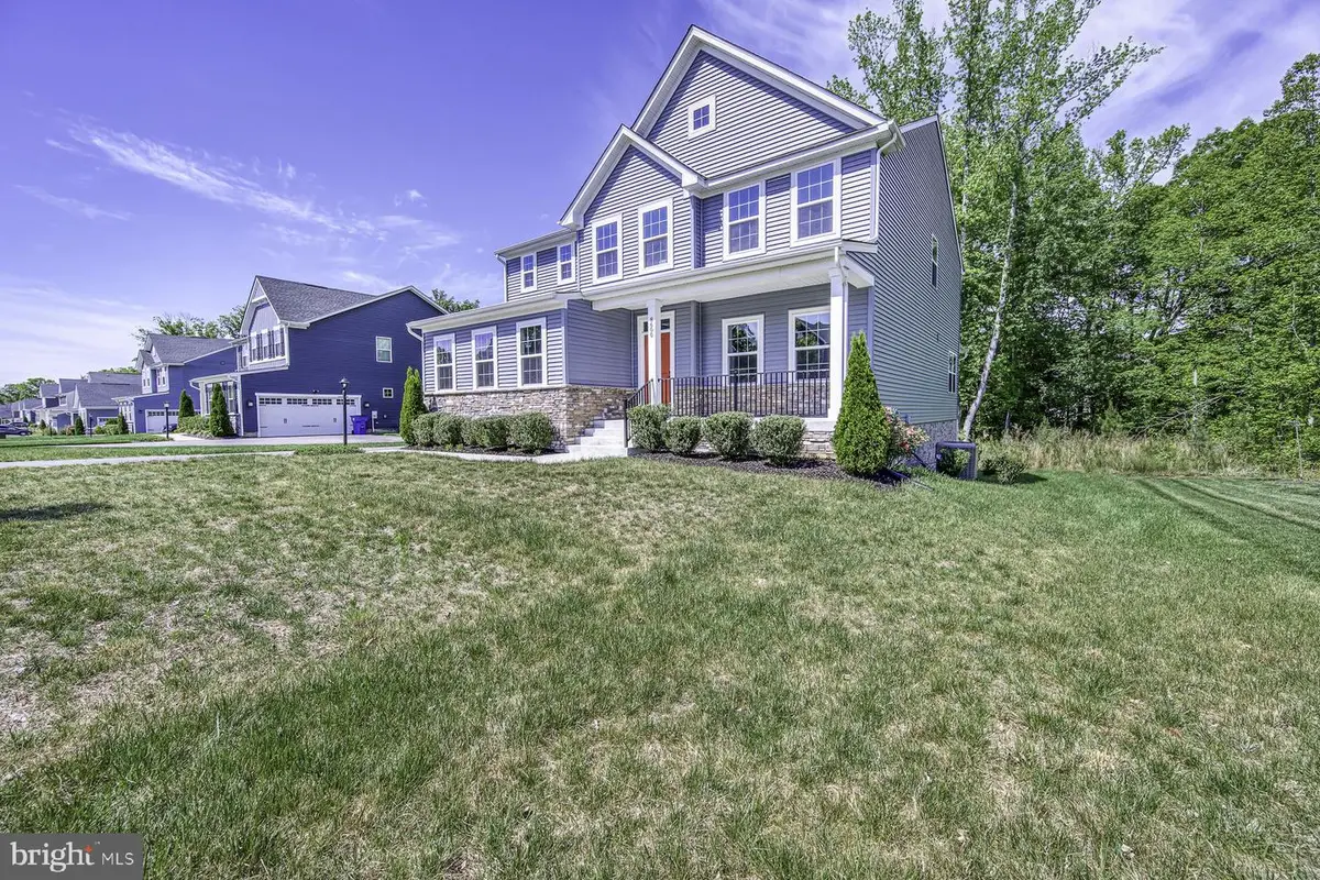 8600 Kingsland Park Dr, North Chesterfield, VA 23237 - #1