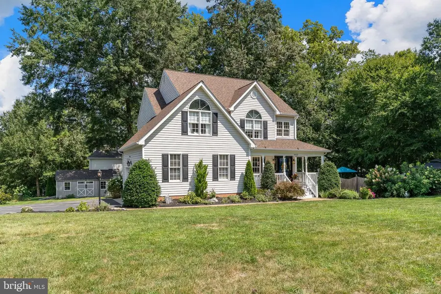 4427 Tweedsmuir, Moseley, VA 23120 - #3