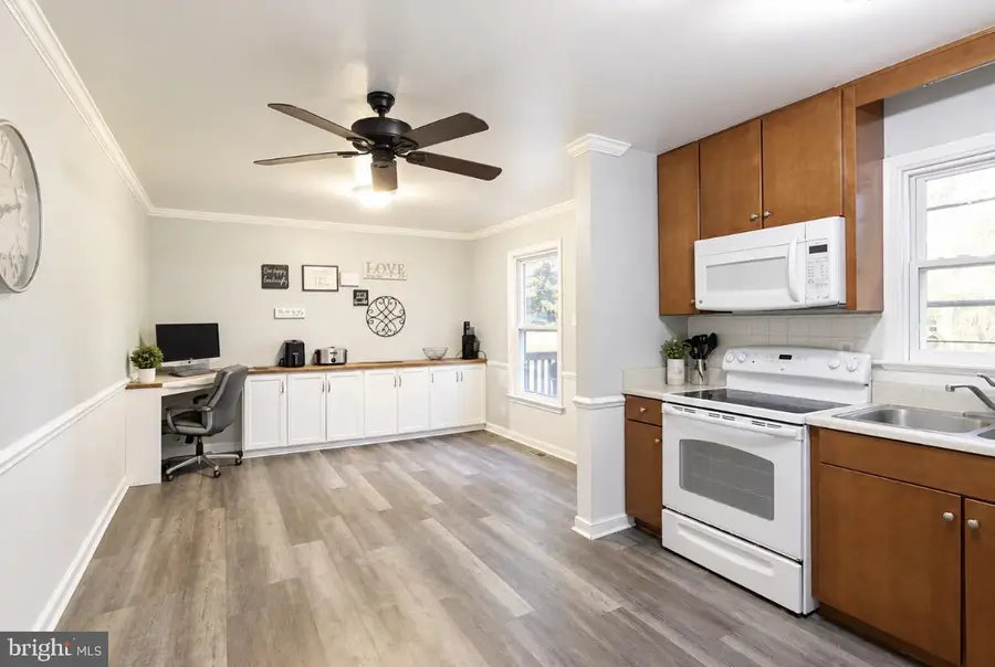 8101 Providence Forest Ct, North Chesterfield, VA 23235 - #3