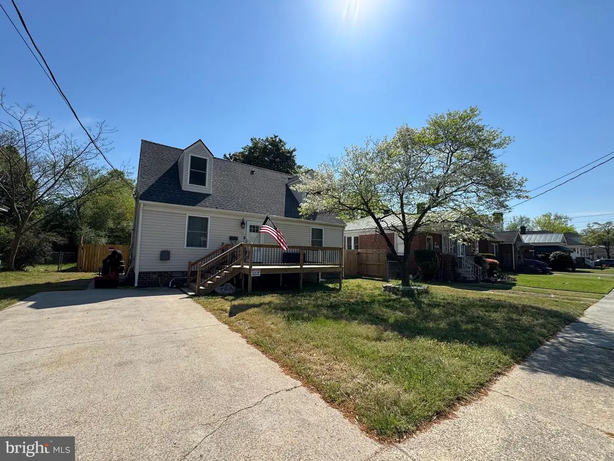 903 Hamilton Ave, Colonial Heights, VA 23834 - #1