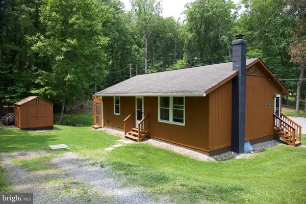 246 Laurel Ln, BLUEMONT, VA 20135