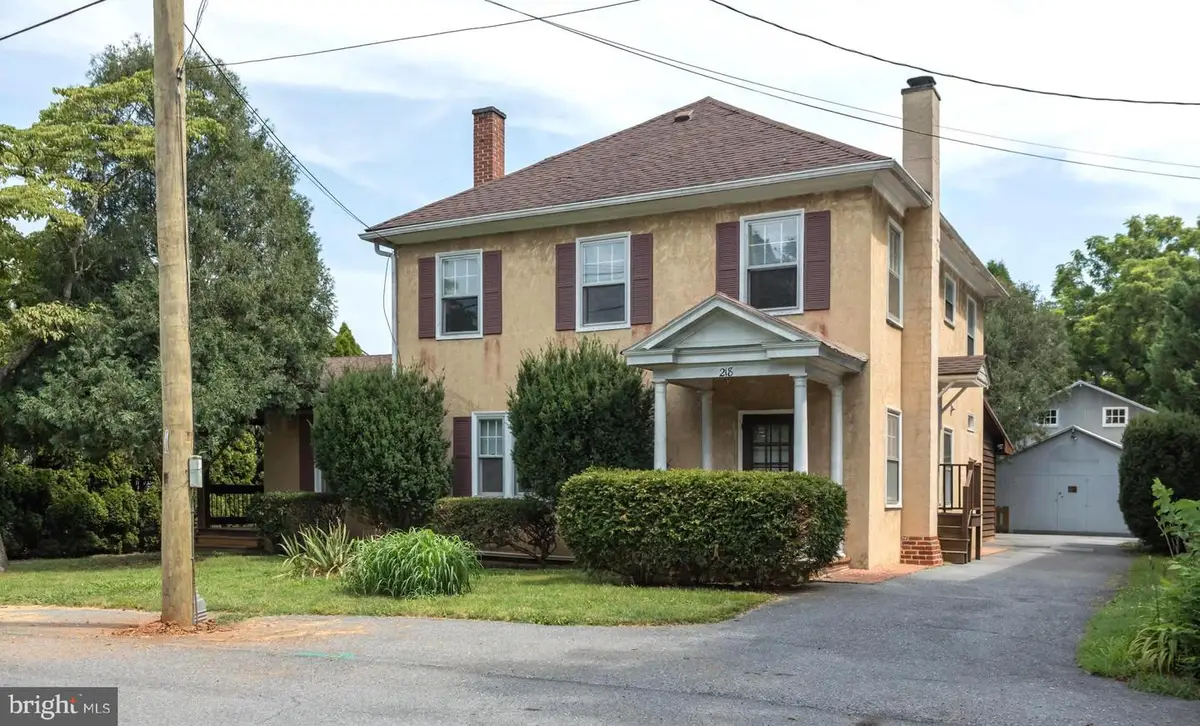 218 Treadwell St, Berryville, VA 22611 - Image #1
