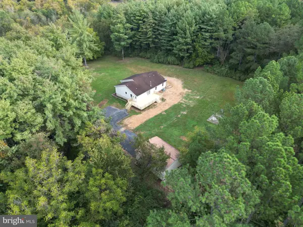 2983 Old Winchester Rd, BOYCE, VA 22620