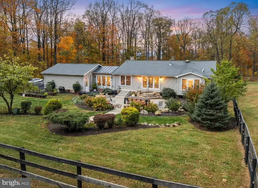 19488 Blueridge Mountain Rd, Bluemont, VA 20135 - Image #2