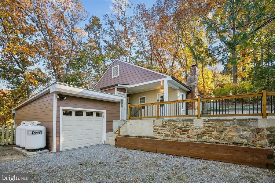 598 Timber Ln, Bluemont, VA 20135 - Image #2