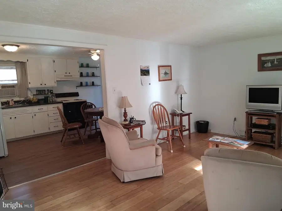 246 Laurel Ln, Bluemont, VA 20135 - #2