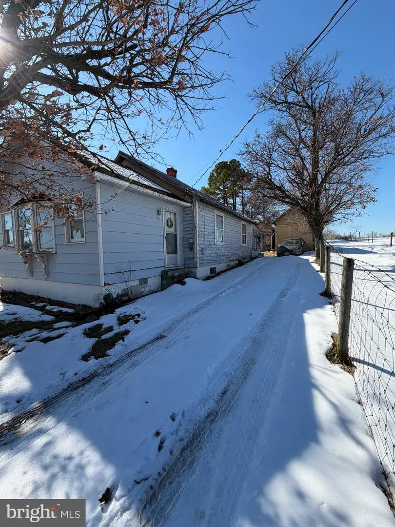 1647 Wrights Mill Rd, Berryville, VA 22611 - #3