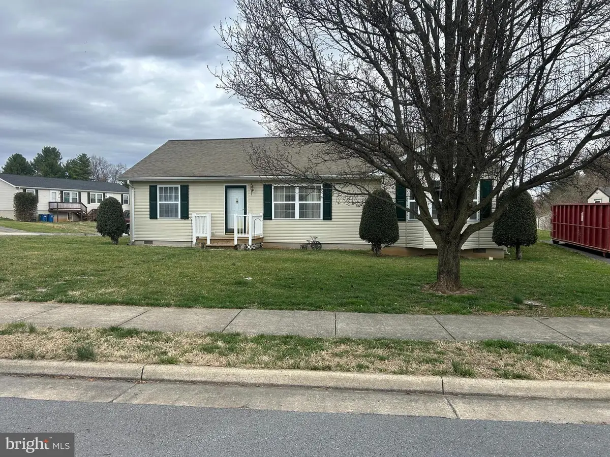 300 E Fairfax St, Berryville, VA 22611 - #1