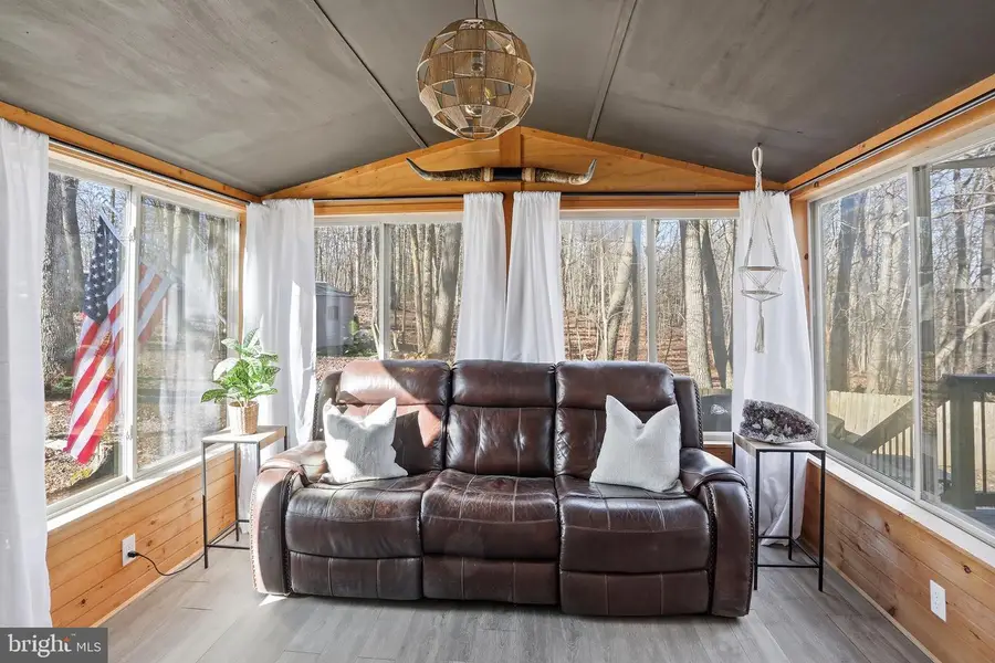 138 Ross Ln, Bluemont, VA 20135 - #2