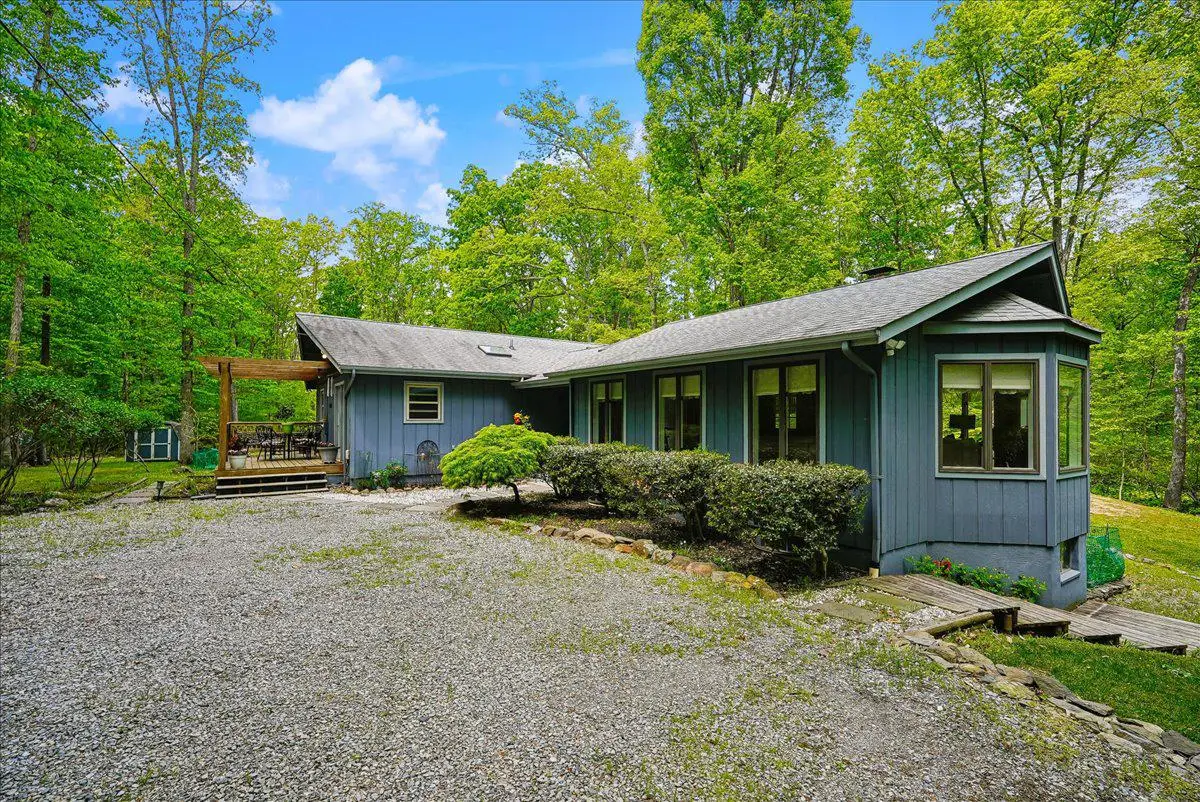 98 Cliff Ln, Bluemont, VA 20135 - #1