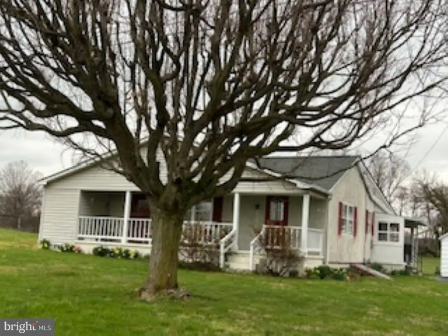 2091 Old Chapel Rd, Boyce, VA 22620 - #2