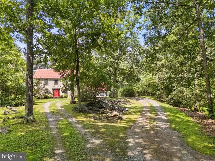 961 Summerville Rd, Boyce, VA 22620 - #3