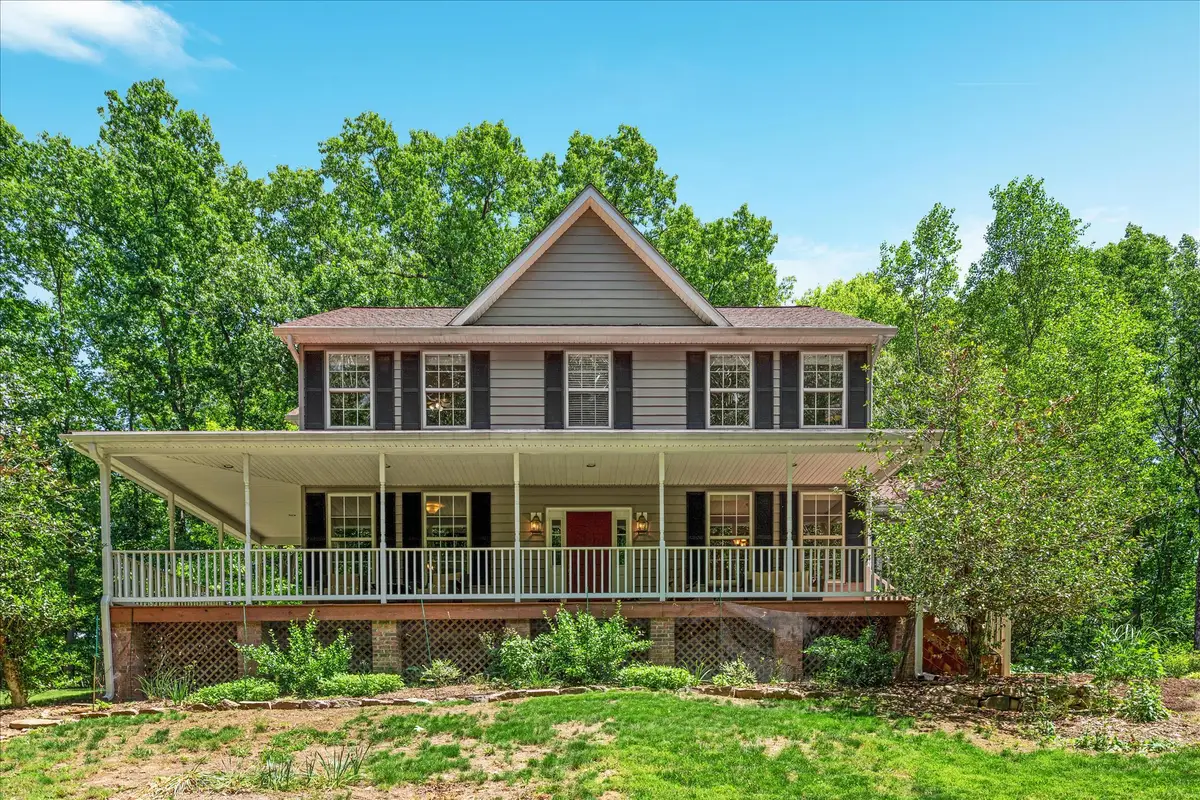 355 Duke Ln, Bluemont, VA 20135 - #1