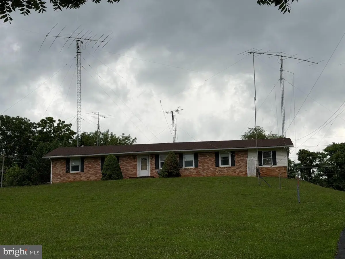 1741 Old Chapel Rd, Boyce, VA 22620 - #1