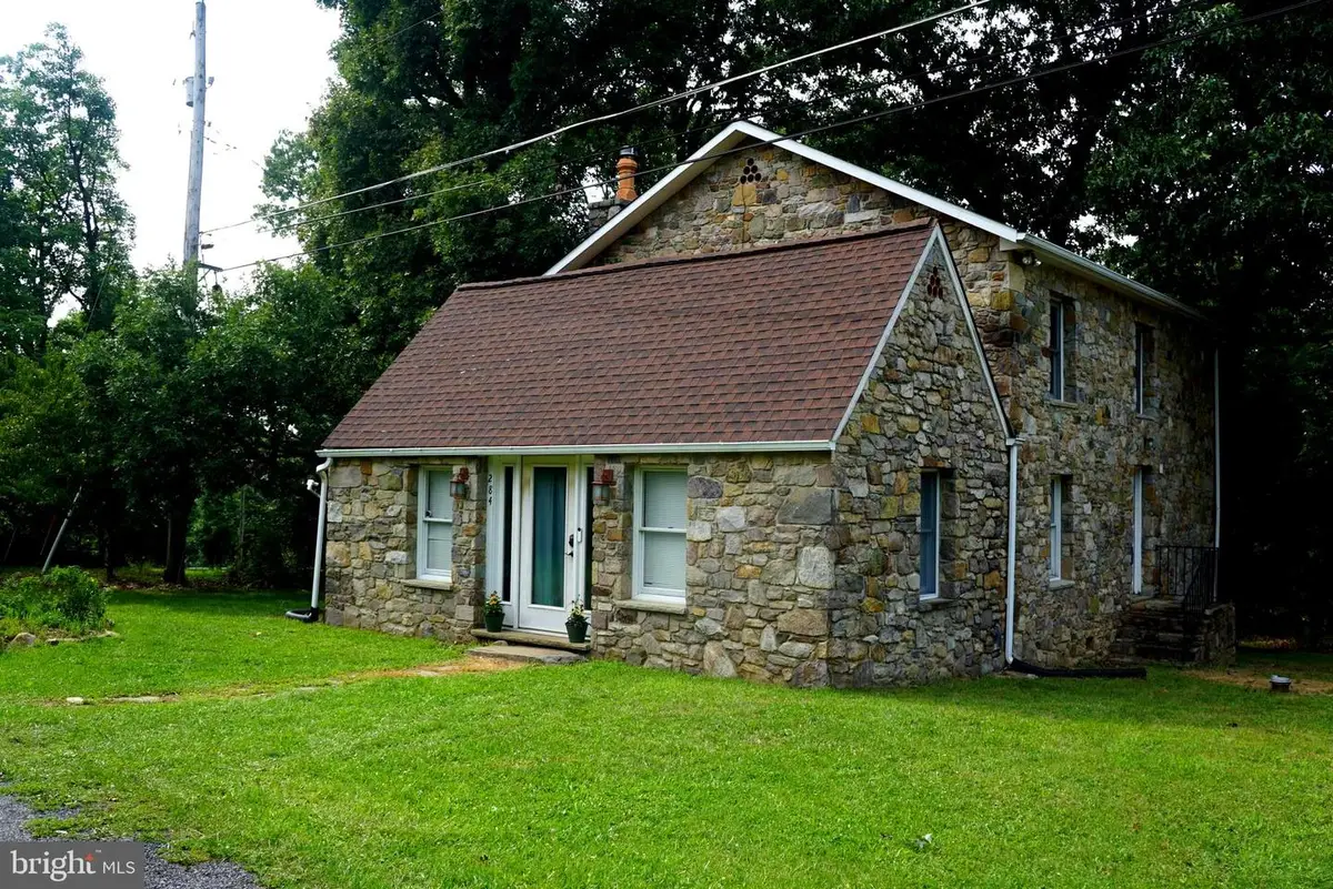284 Good Shepherd Rd, Bluemont, VA 20135 - #1
